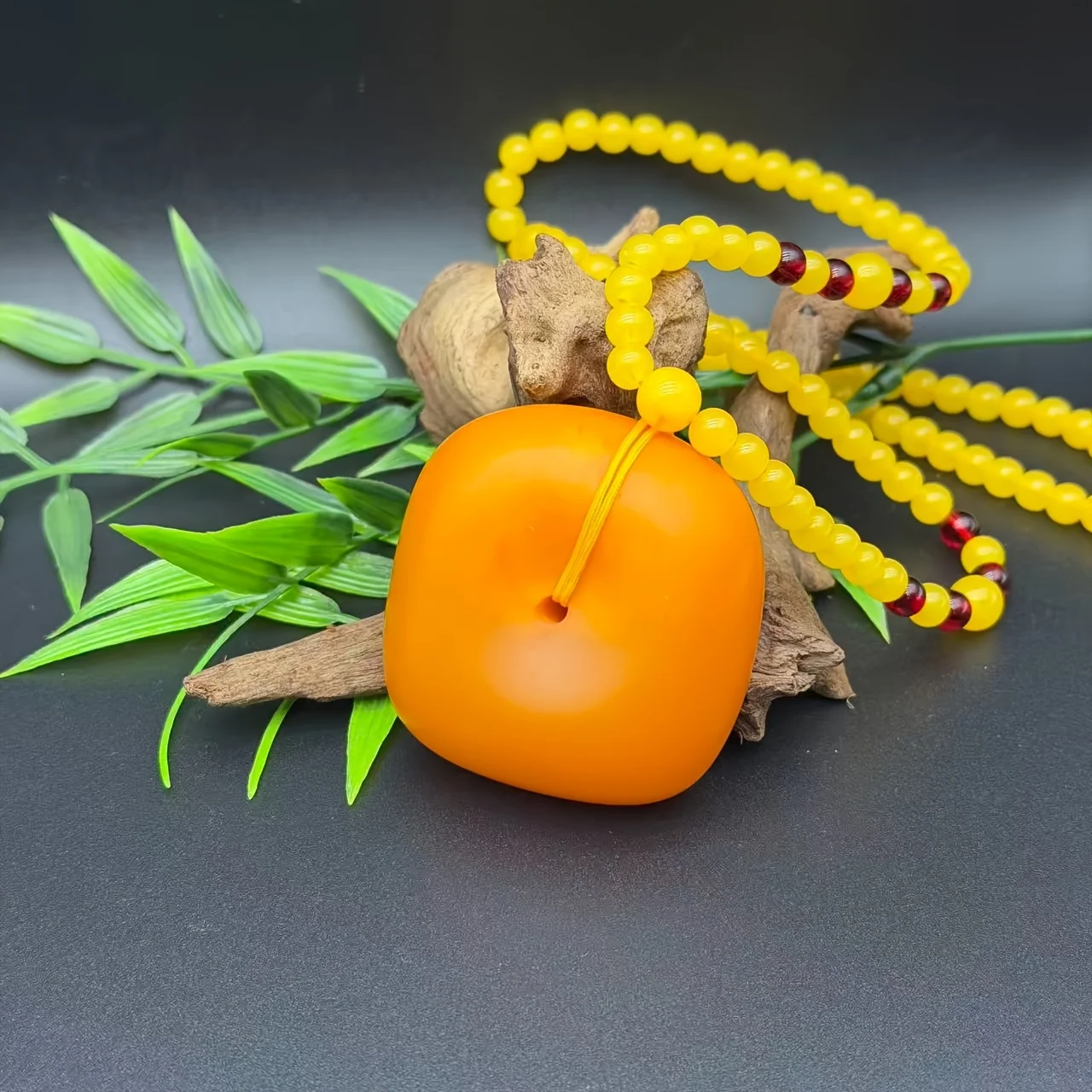 Natural Beeswax Amber Safety Buckle Pendant Raw Ore Chicken Oil Yellow Necklace Men's and Women's