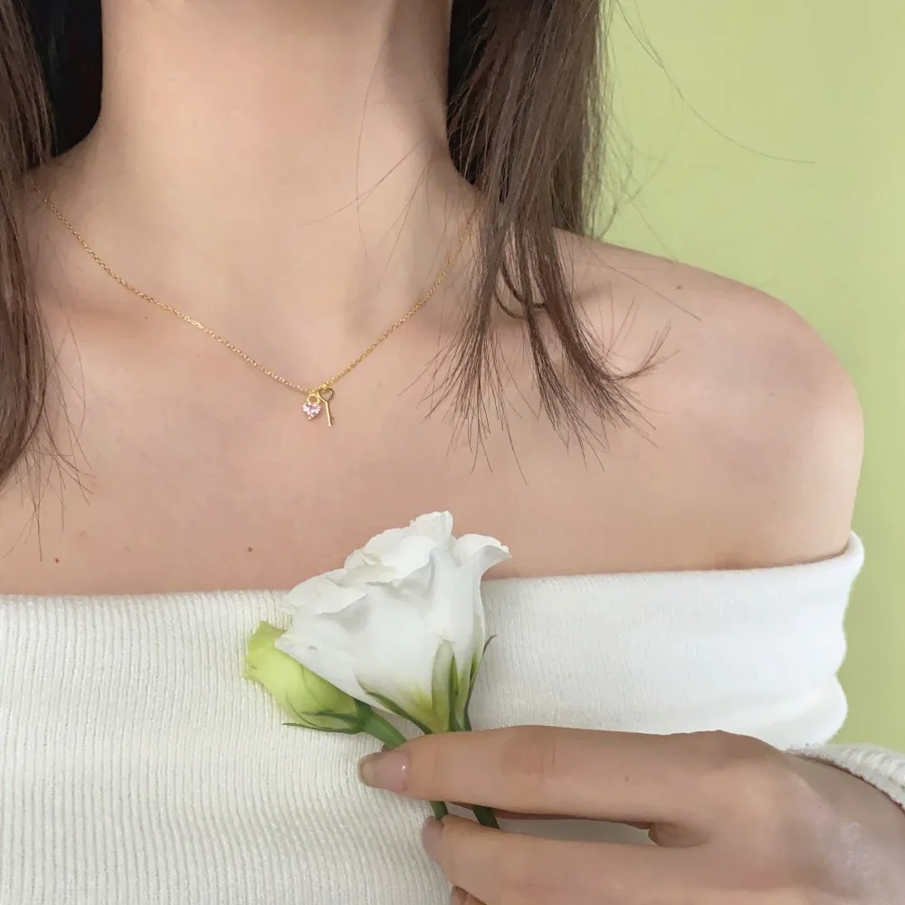 S925 Sterling Silver Necklace Personalized Key Design High Grade Love Zircon Inlaid Fashion Collar Chain Wedding