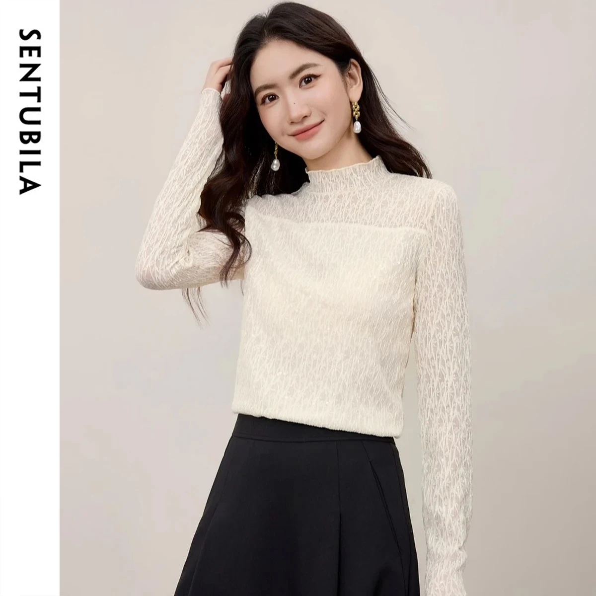 

SENTUBILA кружевные футболки для женщин, осень 2022, тонкие женские футболки с высоким воротником и длинными рукавами, расшитые бисером и цветочным принтом, элегантные топы 153SA2715