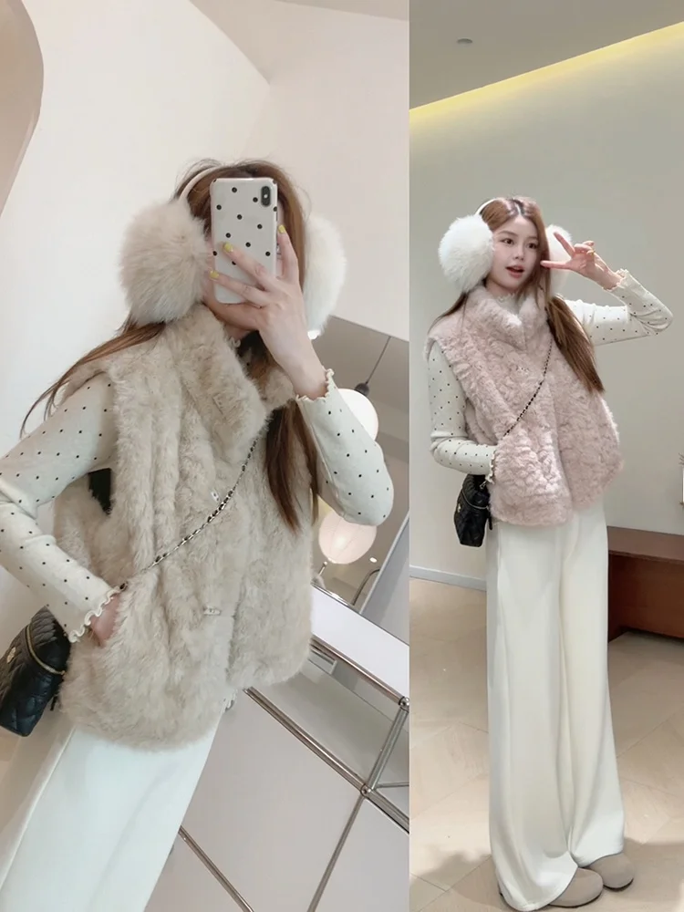 

KG48 Eco-Friendly Faux Fur Vest with Horn Buttons Stand Collar Casual Sle Outerwear Silk Material Regular Length