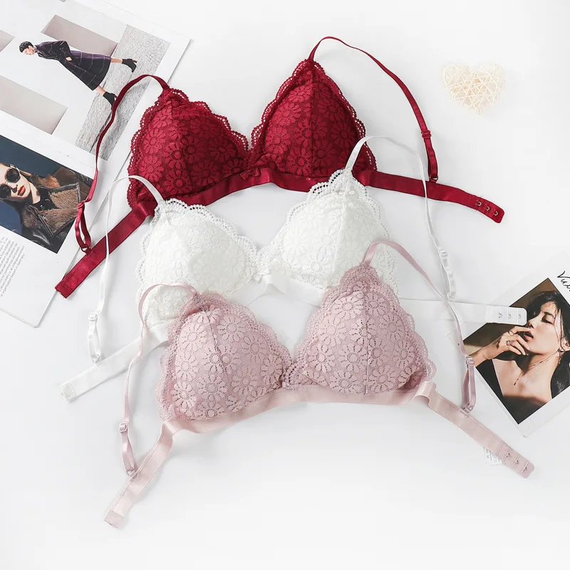 Women Floral Lace Triangle Bra Thin Straps Removable Bust Pads Lingerie Wireless V-Neck Bralette Single Row Hook Daily Intimates
