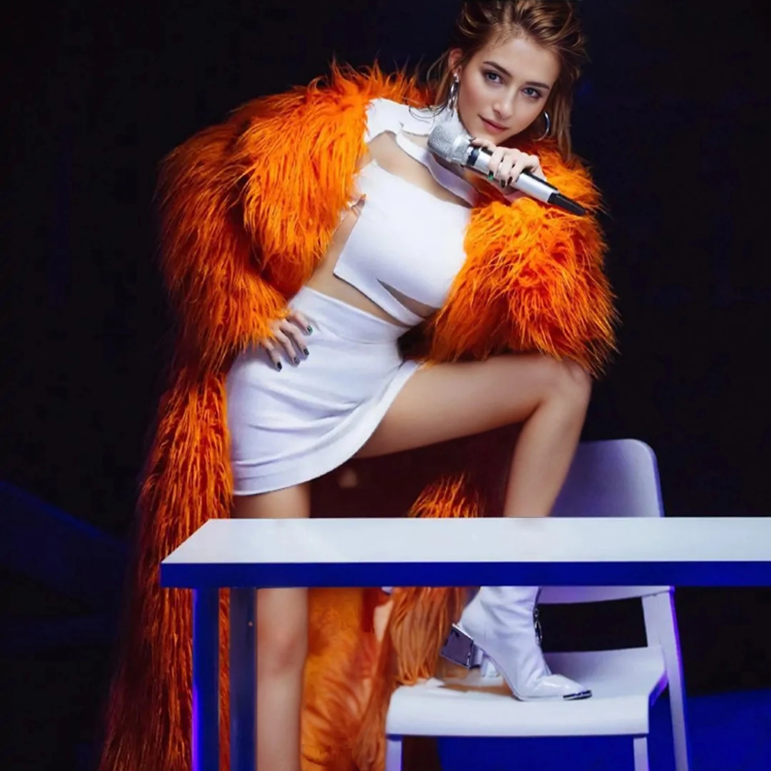 Женская элегантная длинная шуба из искусственного меха — повседневное и удобное с карманами, идеально подходит для осенне-зимней уличной одежды, стильное длинное пальто