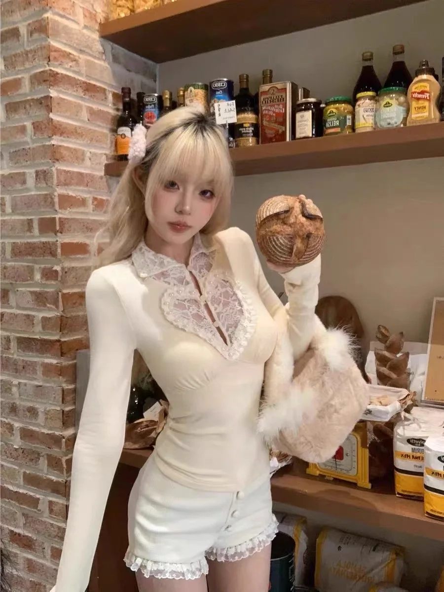 

2024 New High-end Advanced Temperature Fake Two-piece Lace Patchwork Bottoming Shirt Long-sleeved Short Slim Fit Top for Women