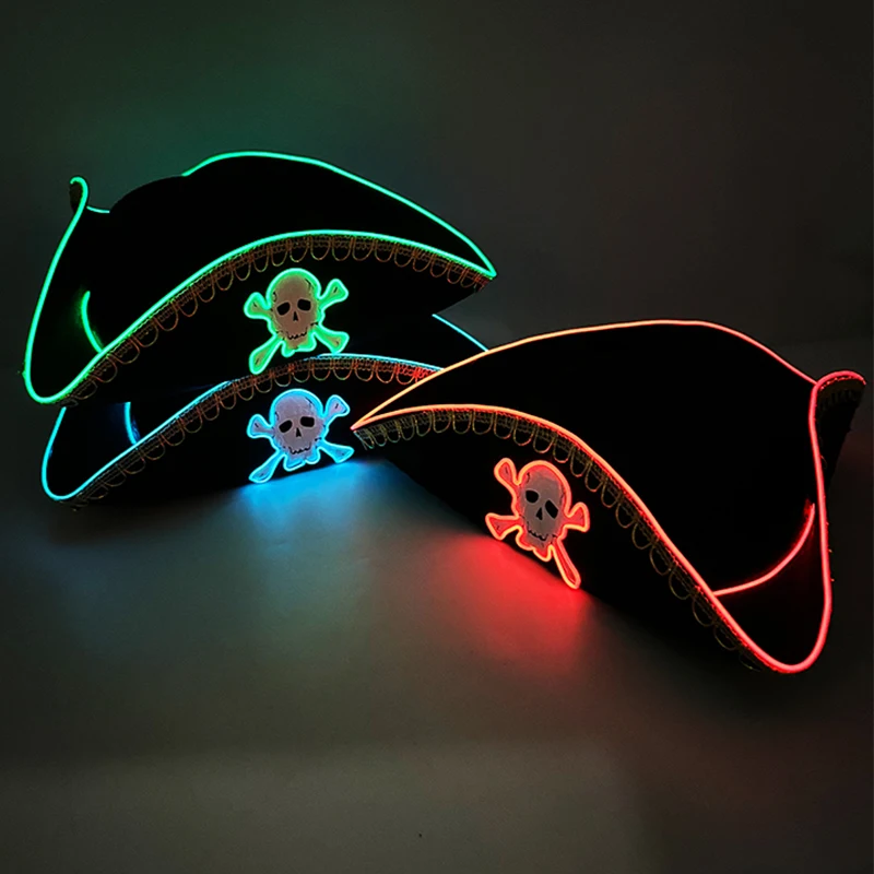 

Светящаяся пиратская шляпа с узором в виде черепа, треугольная светящаяся пиратская шляпа, светящиеся аксессуары для костюмов для косплея, шляпа для ночных шоу и маскарада
