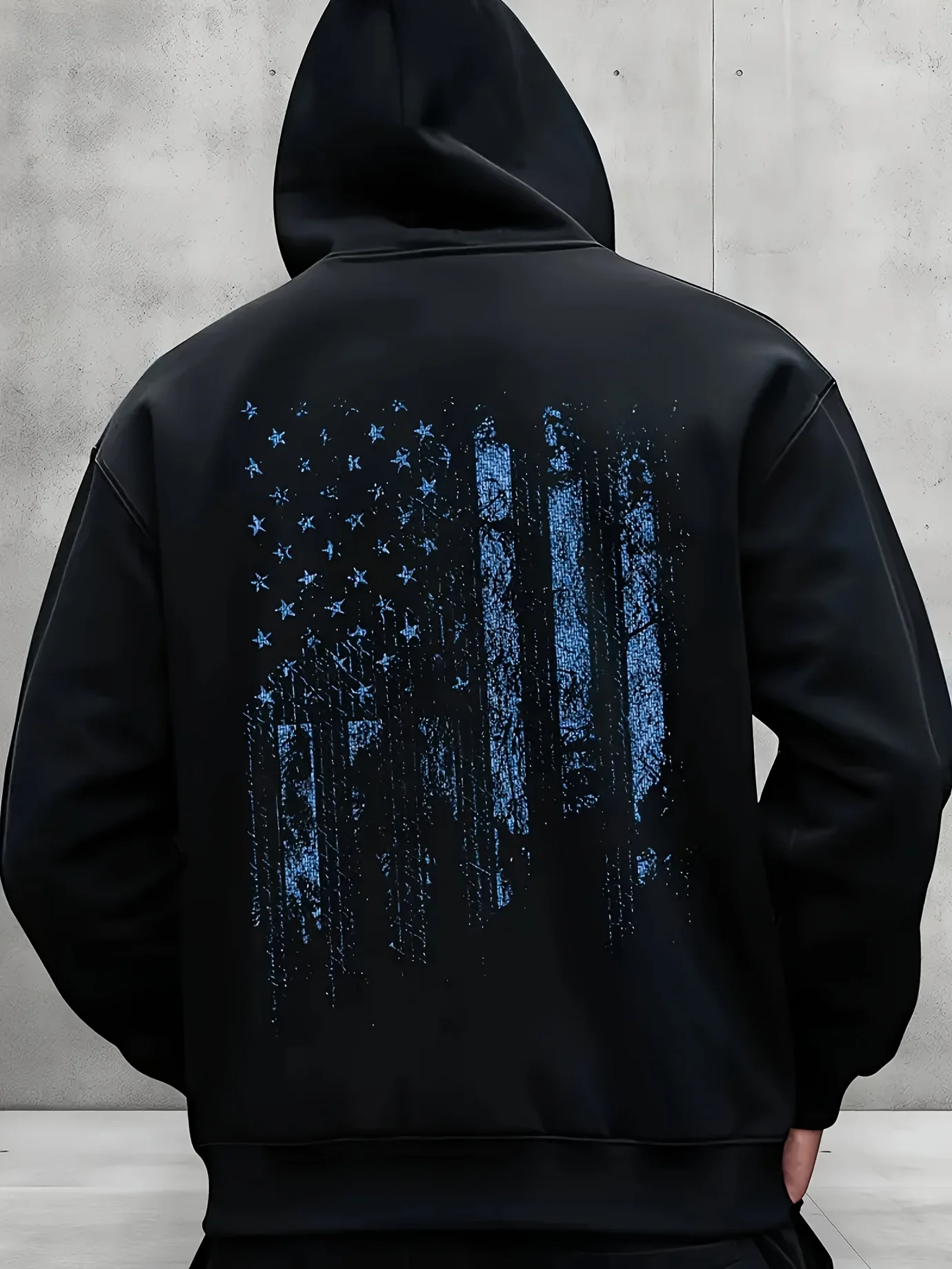 Men's casual retro distressed flag hooded sweatshirt with distressed graphic print. Casual, sporty, simple hooded shirt.