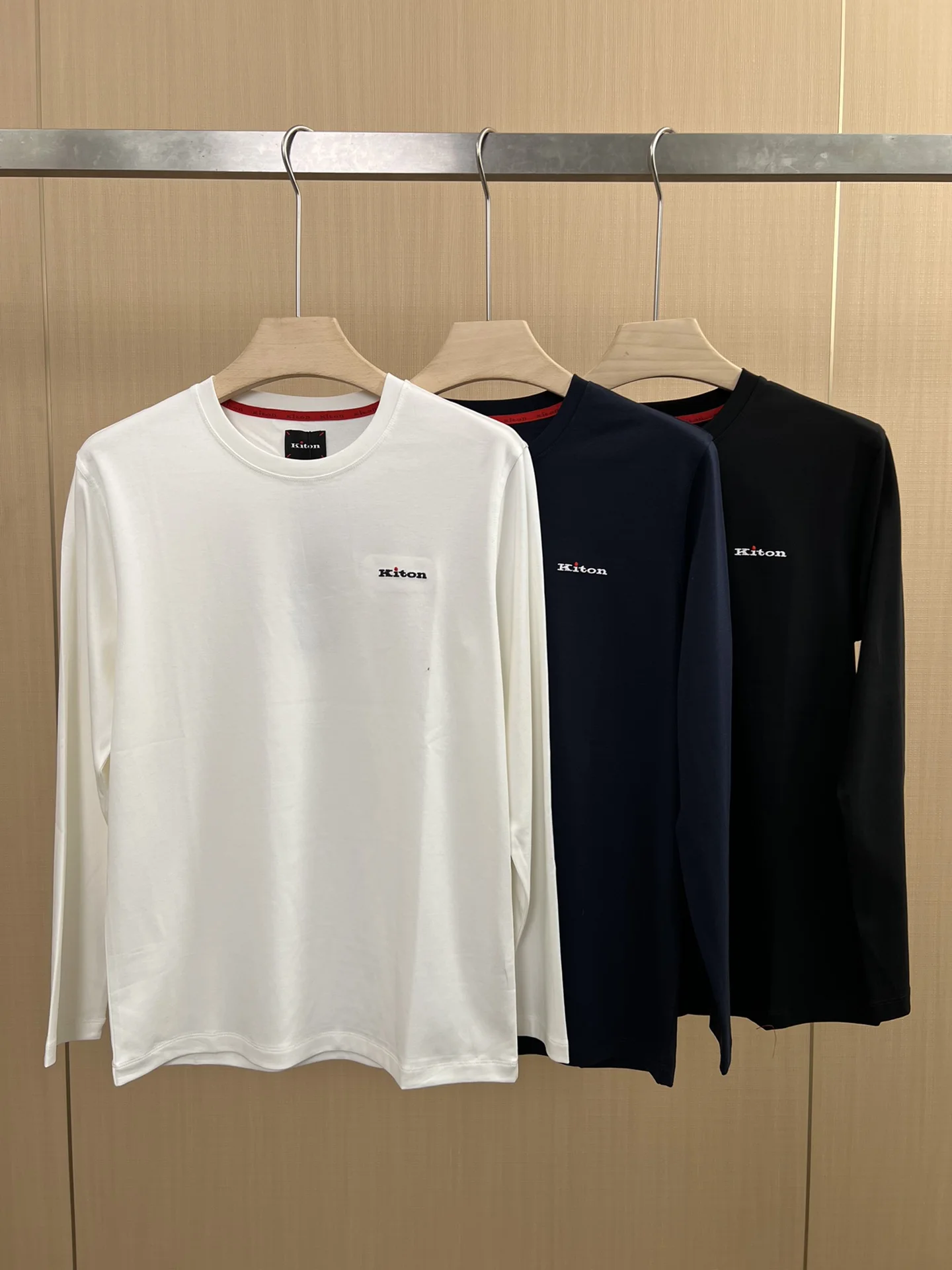 

Kiton Autumn Classic Alphabet Embroidered Crew Neck Long Sleeve T-Shirt