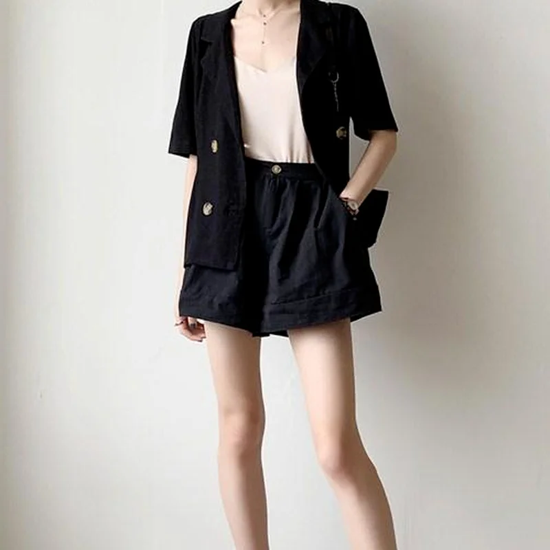 กางเกงขาสั้นผู้หญิงมีกระเป๋า จีบ แต่งแฟชั่น สไตล์ลำลอง อัลจัง ชิค หลวม เท่ห์ สำหรับสาวๆ ผู้หญิง นักเรียน ดีไซน์หรูหรา ทันสมัย สตรีทแวร์ รุ่นใหม่ล่าสุด