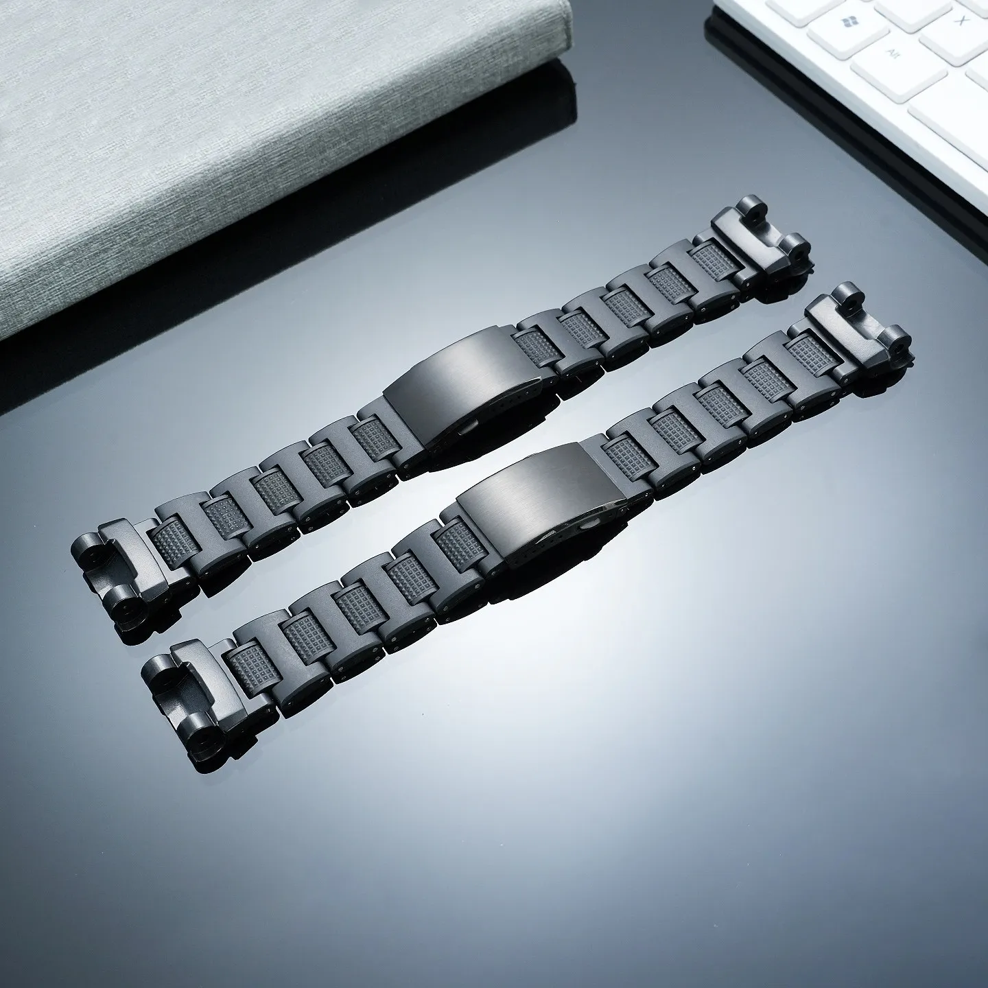 Suitable for Casio Airbus 5536 GR-B100/GB Modified Sports Lightweight Plastic Steel Watch Strap Accessories