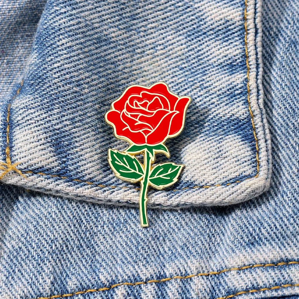 Sweet Red Rose Brooch Romantic Botanical Flower Metal Enamel Pins Women Badge Jewelry Clothing Accessories Gifts