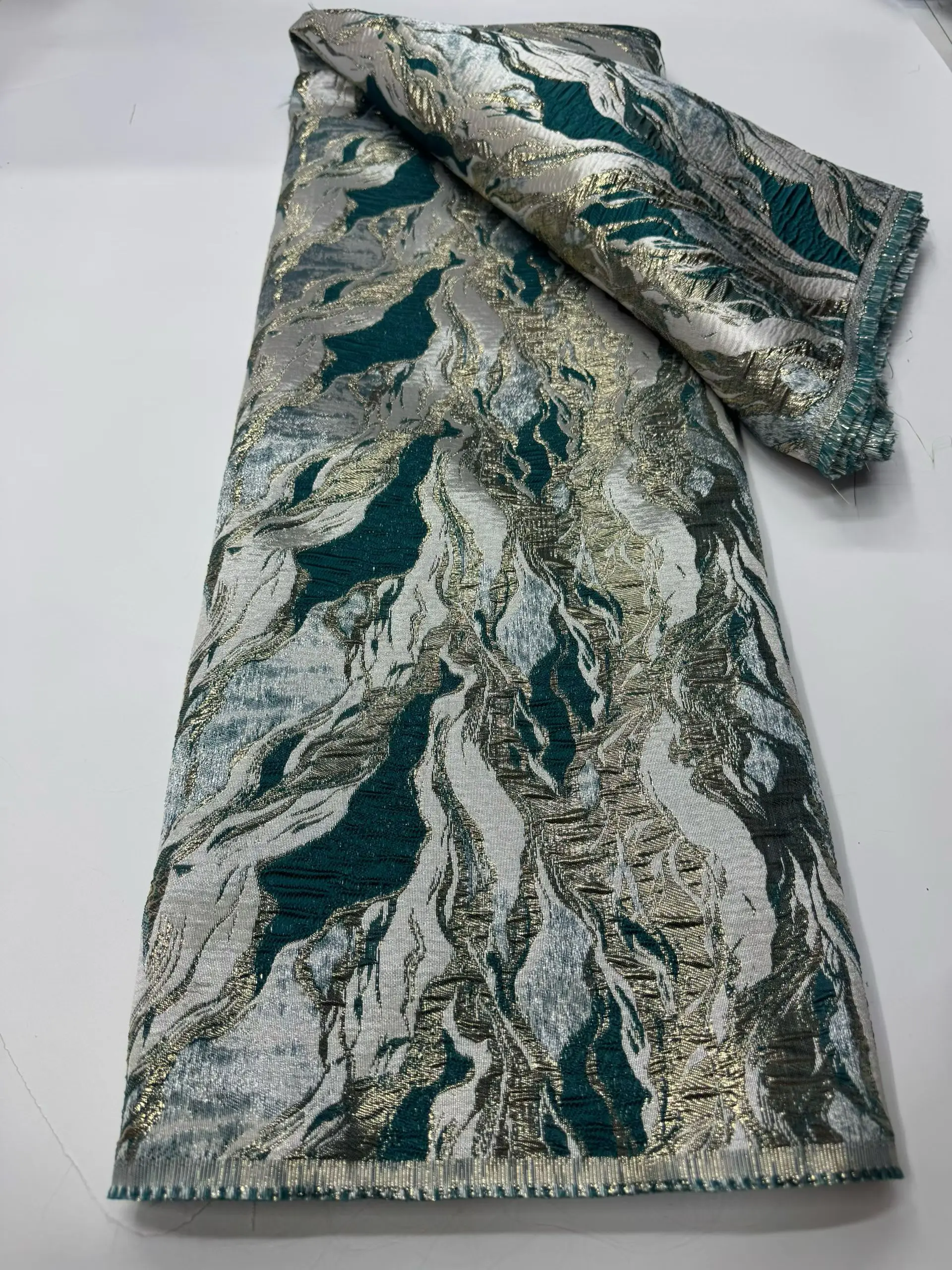 

New Arrival Beauty Damask Brocade African Lace Fabric 2026 Nigerian Jacquard Organza Lace Material For Women Party Dress KCW2532