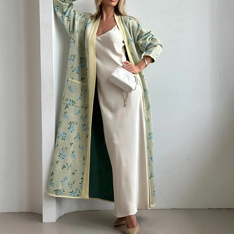 

Lazy Style Floral Long Coat Versatile Contrasting Color Loose Long Sleeved Cardigan Top for Women Elegant and Comfortable