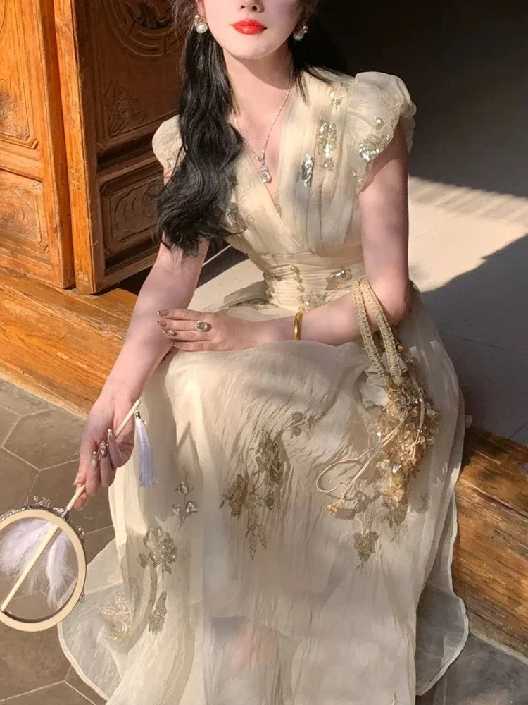 

Элегантное винтажное платье с вышивкой и блестками, женское сексуальное вечернее длинное платье феи с v-образным вырезом, женское повседневное корейское тонкое платье с рукавами-лепестками