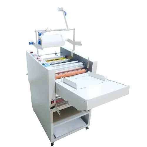 A3 Paper No Bubble Automatic Feed and Automatic Cut Digital oil Heating Laminating Machine With Trimming Function