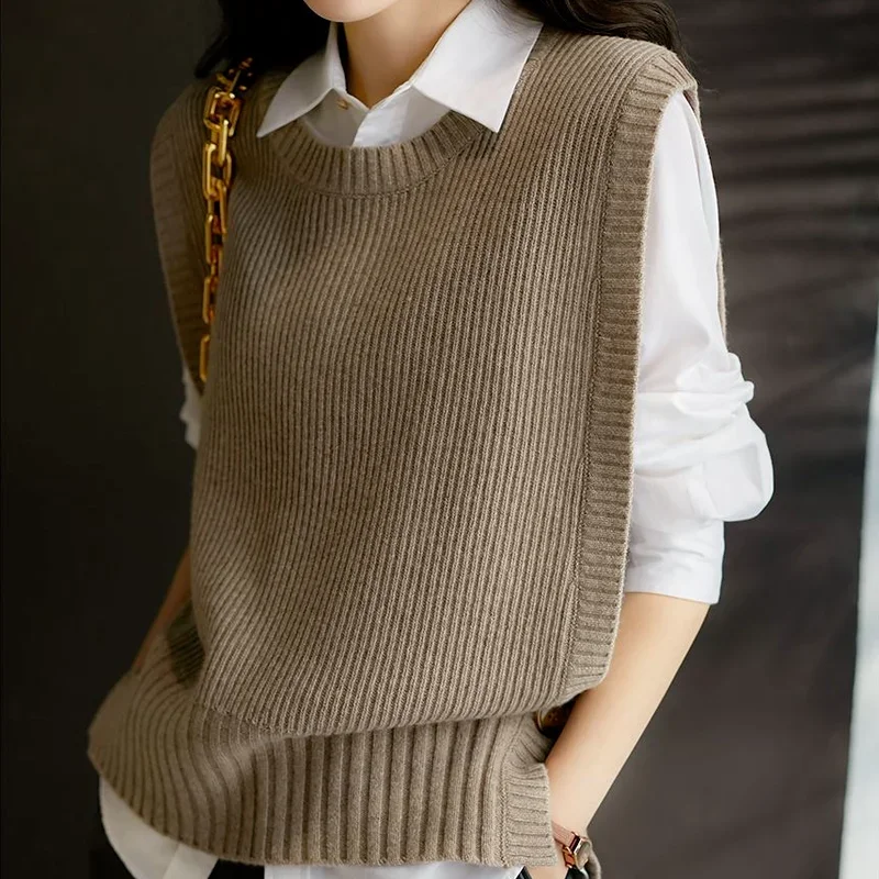 Sweater Vest Women O-neck Solid Autumn Fashionable Button Chic Design Female Leisure Knitwear Preppy Style New Arrival Soft Cozy