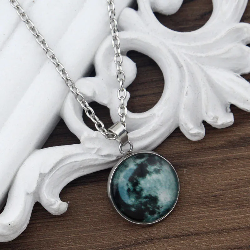 Fashion Starry Sky Glass Ball Moon Necklace Universe Galaxy Planet Pendant Necklace Sweater Chain Jewelry Gift For Women Men