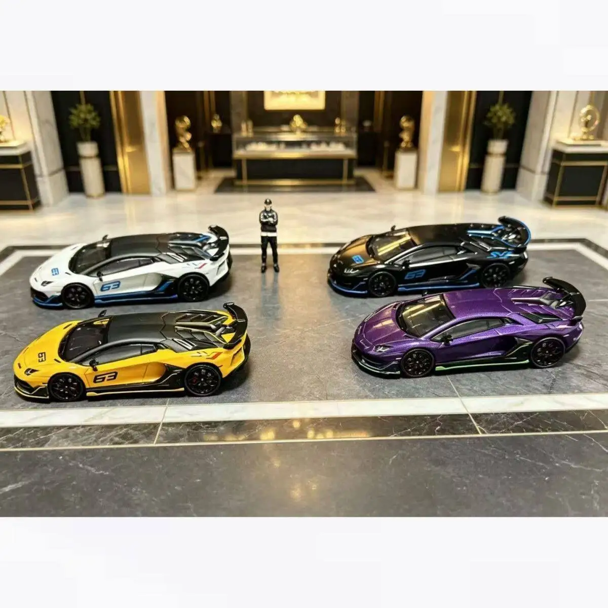 Diecast E Model 1:64 Scale Lamborghini Aventador SVJ LP770-4 Alloy Car Model