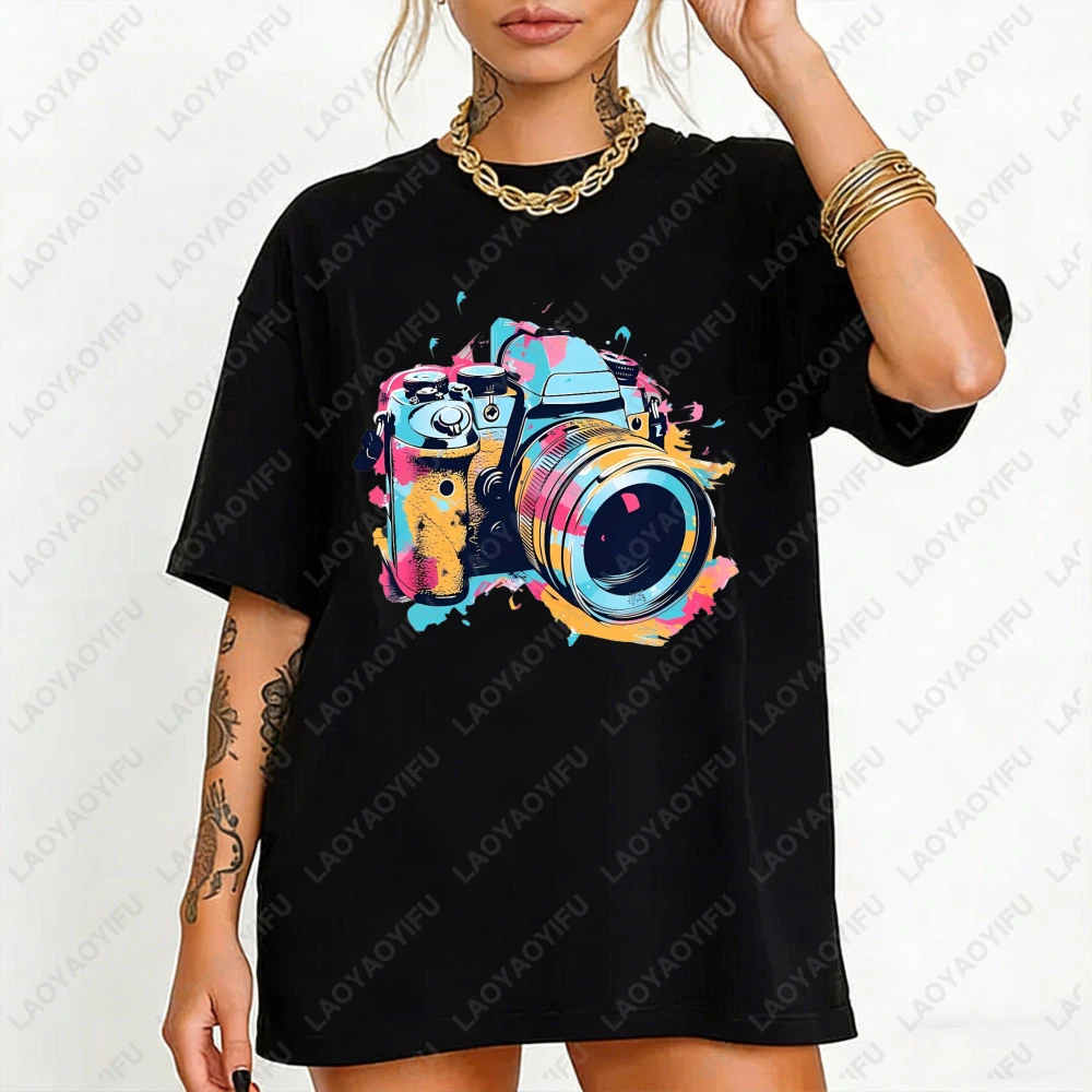 

Women's Casual Round Neck T-Shirt Colorful Splatter Graphic Design with Camera Perfect Gift for Photography Enthusiasts