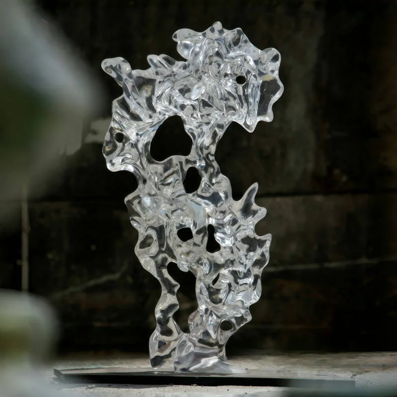 Transparent resin Taihu stone sculpture transparent resin