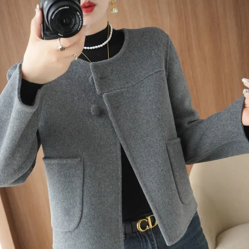 Autumn and Winter New Temperament Round Neck Small Fragrant Double-sided Velvet Coat Women Short Versatile Woolen Woolen Jackets