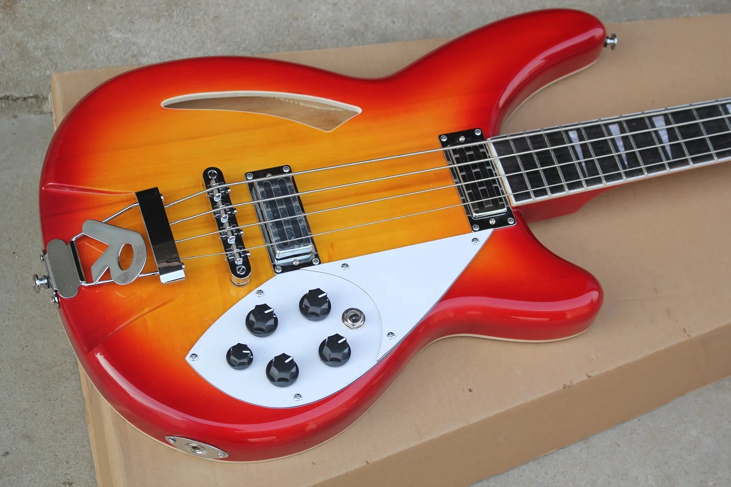 Flyoung Factory Cherry Sunburst Electric Bass Guitar with 4 Strings Semi-hollow Body Bass