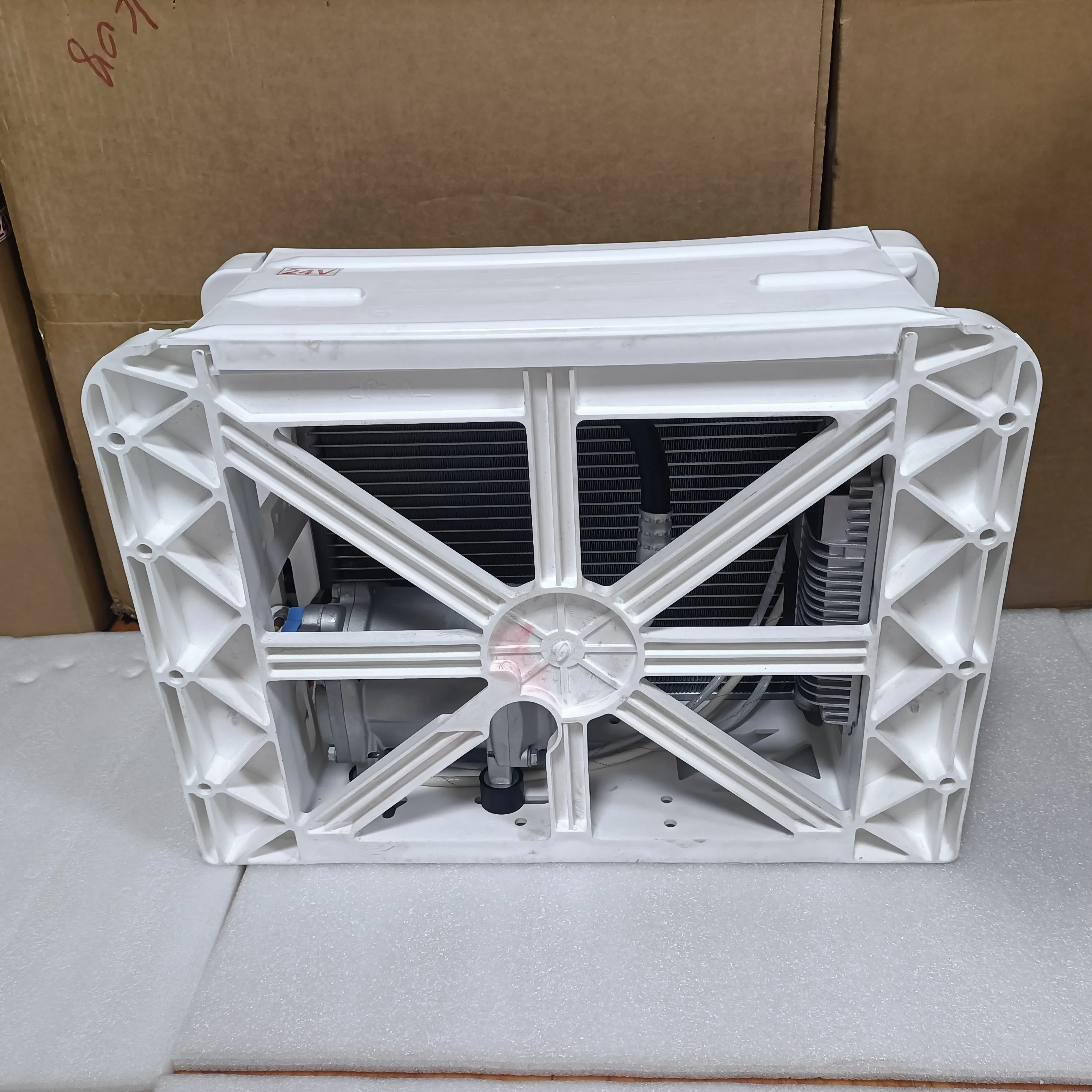 مكيف هواء لوقوف السيارات مكيف تخييم 220 فولت مكيف هواء سقف سبليت 12 فولت 24 فولت أو رافعة شاحنة RV Home