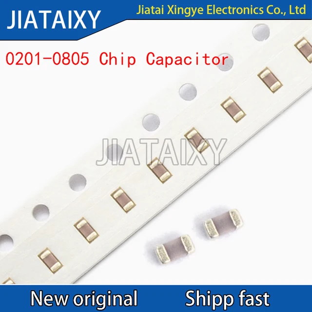 100 sztuk / partia Kondensator SMD 50V 0201 0402 0805 0603 1pF 3.5pF 6.8pF 82pF 100pF 1nF 10nF 1uF 10uF 100nF 220pF 470pF 22nF 220nF