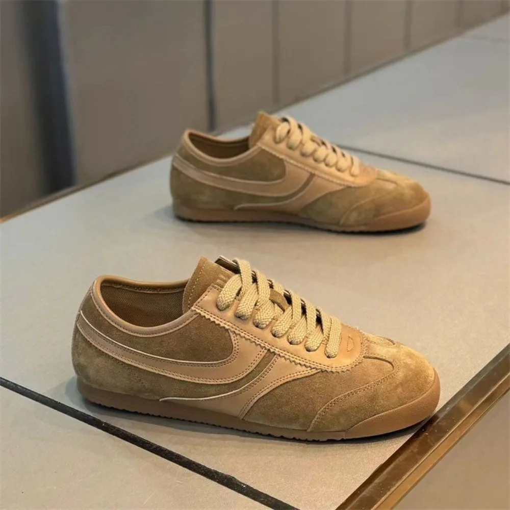 

Парные кроссовки для тренировок, модные женские спортивные туфли из натуральной кожи, повседневные кроссовки на плоской подошве в стиле Форреста Гампа, увеличенного размера.