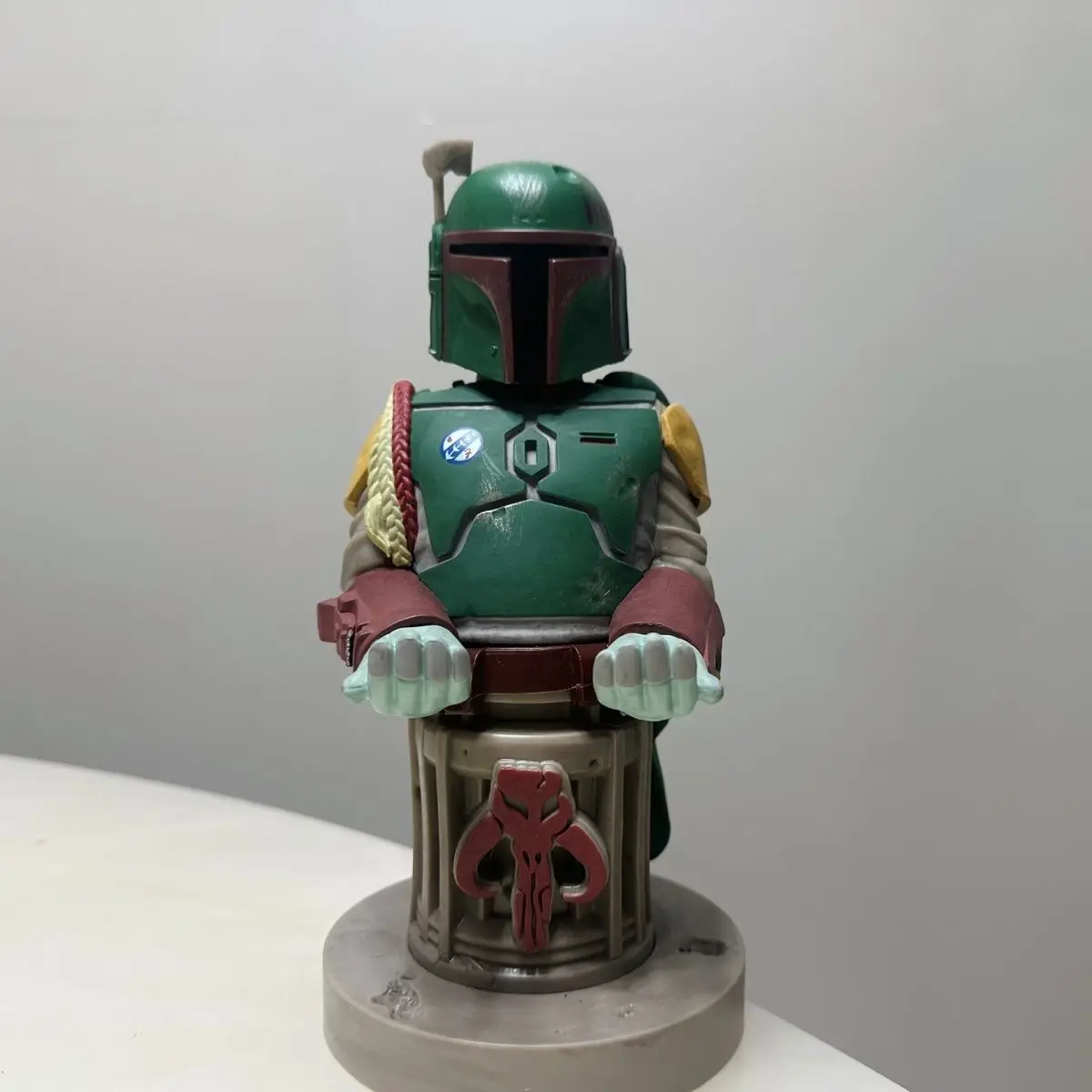 

PS4 PS5 Controller Stand with Bounty Hunter Figure - Deep Green Display Base for Gaming Console (New in Box)