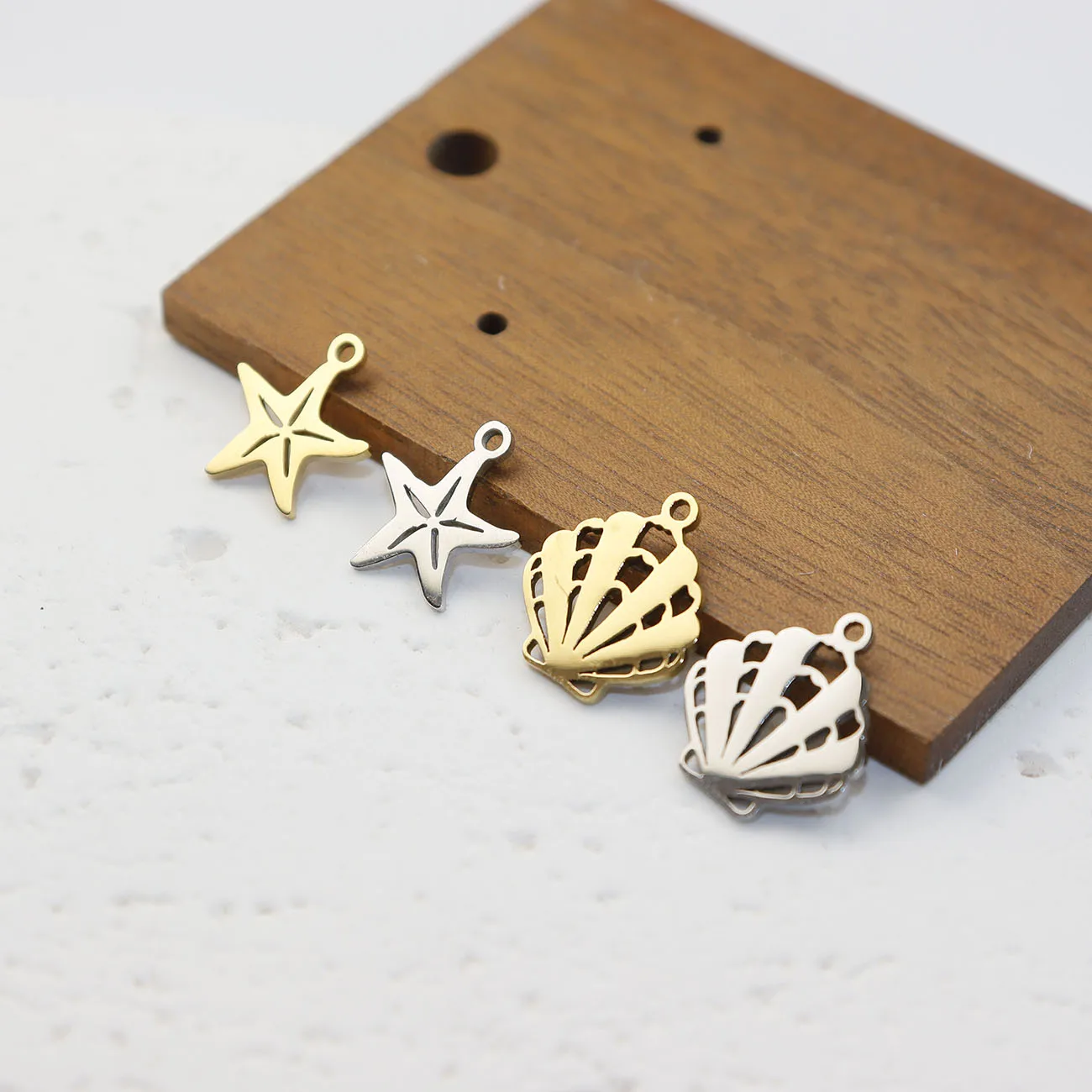 10pcs Stainless Steel Shell  Fashion Jewelry Accessory Necklace Earrings Charms DIY Handcraft PVD Vacuum Plate Waterproof
