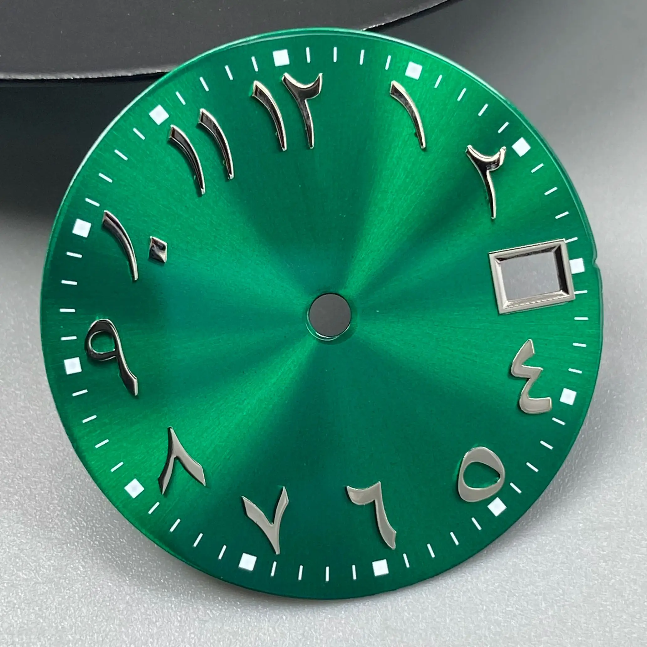 28,5mm Einzel-Datumsanzeige Zifferblatt ohne Logo mit arabischen Ziffern, passend für NH35 NH36 Uhrwerke, Uhrenzubehör, Uhrenreparaturwerkzeug für Seiko Mod Zifferblatt – Detail 3