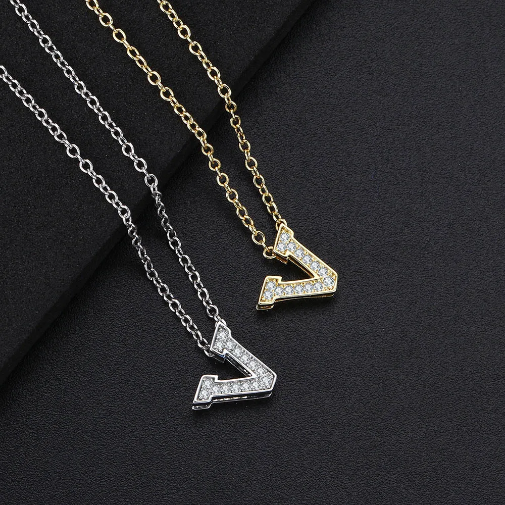 Collar con colgante de letra V para mujer, tendencia 2024, microincrustaciones de circonita, cadena de color dorado, joyería para el cuello femenina, venta al por mayor N105
