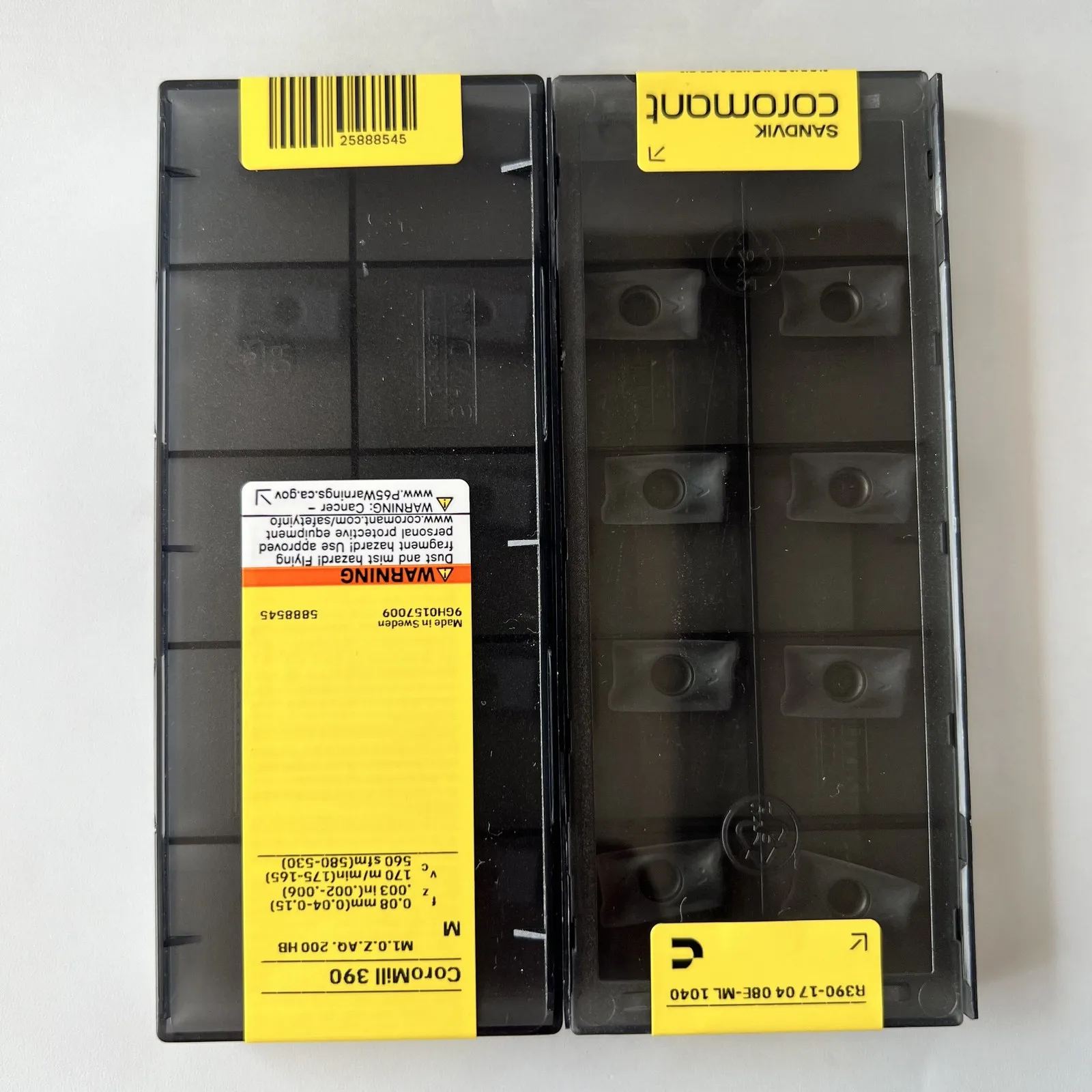

SANDVIK / R390-170408E-ML 1040 / Original Swedish hard alloy blade 10 Pcs