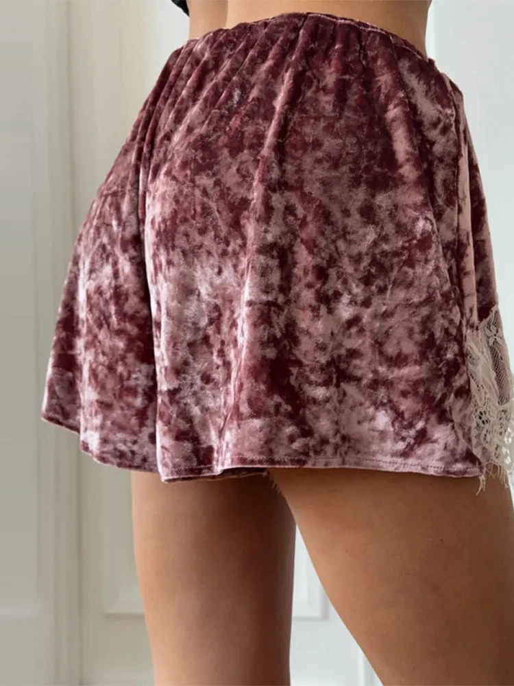 Samt-Patchwork Spitze Ausgeschnittene Shorts Damen Sexy Elastische Hohe Taille Unregelmäßiger Saum Weites Bein Kurze Hosen Schicke Damen-Partykleidung Neu – Detail 1
