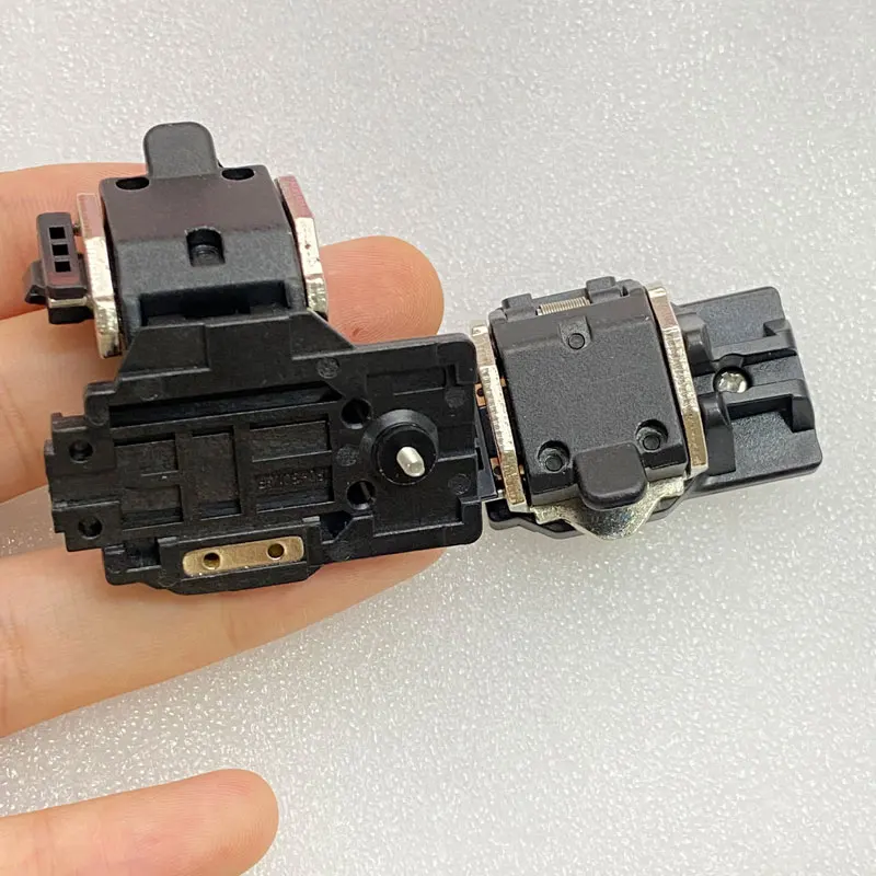 Fiber Sheath Clamps Fiber Holder for FMS-60S 61S / 62C / 21S / 22S Fiber Fusion Splicer Welding machine fixture 1 Pair