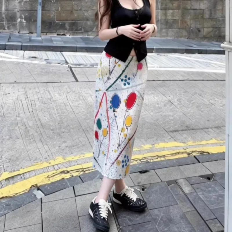 

Плиссированная юбка Miyake с принтом, коллекция 2026, с мультяшным рисунком, повседневная, свободного кроя, с V-образным вырезом на высокой талии, на резинке, средней длины, женская юбка