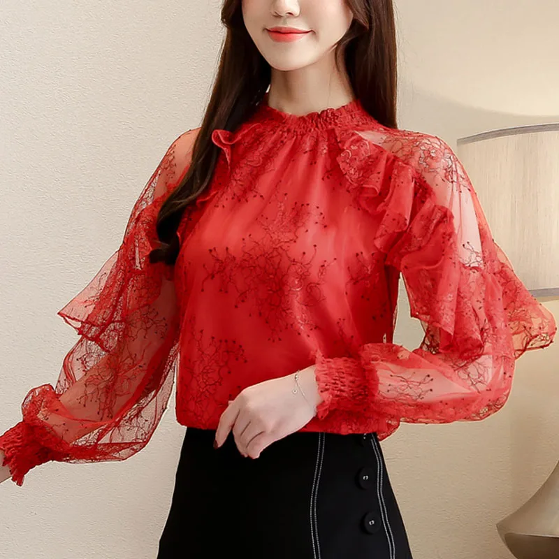 ins Spring Autumn Fashionable Lace Bottom Blouse for Women Style Speaker Sleeve Top White