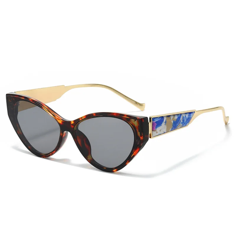 New Arrival Luxury Cat Eye Sunglasses Women Metal Temple With Pritned Pattern Elegant Ladies Sun Screen Shades For Travel Street