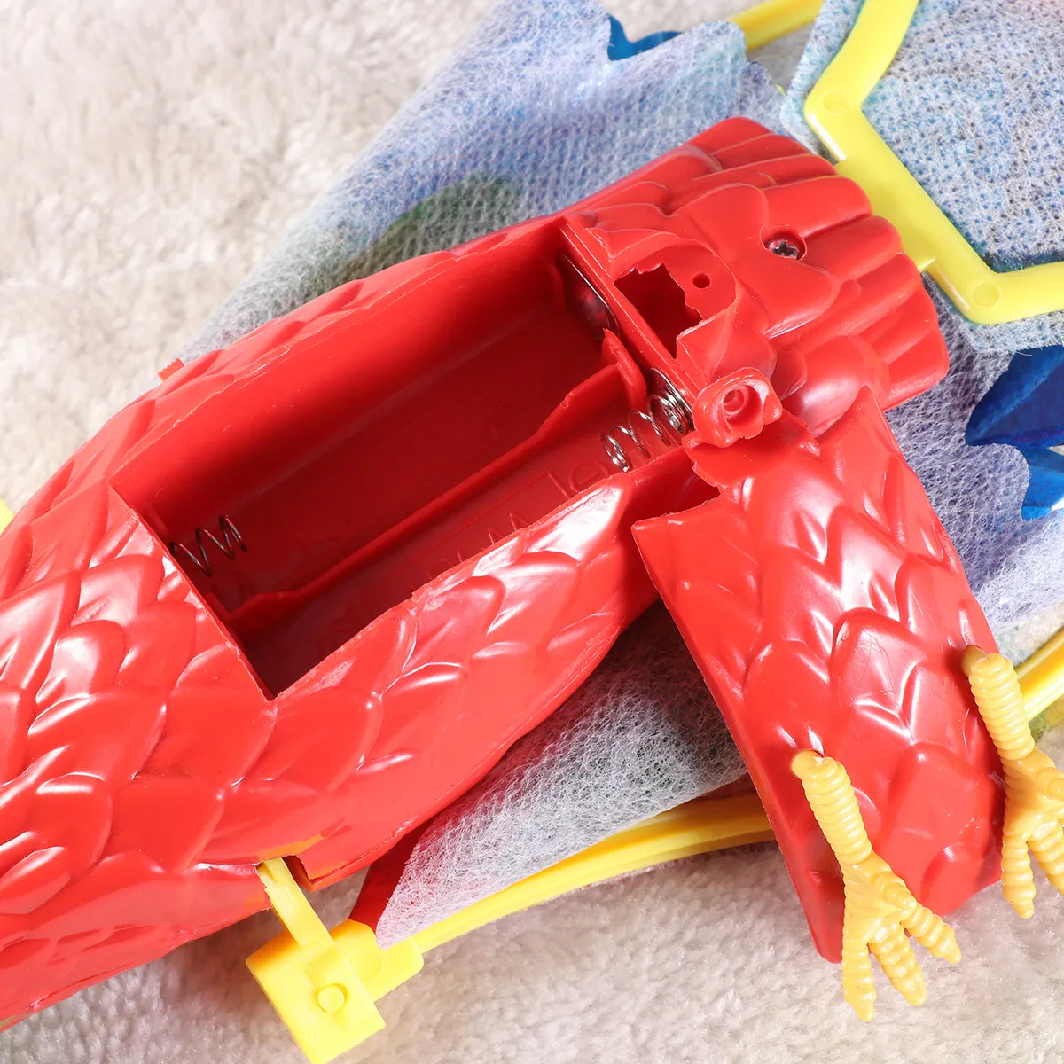 

Music Light Electronic Parrot Flashing Sound Flying Sling Hanging Suspension Flying Line 360 Degree Rotating Glowing Eyes Parrot