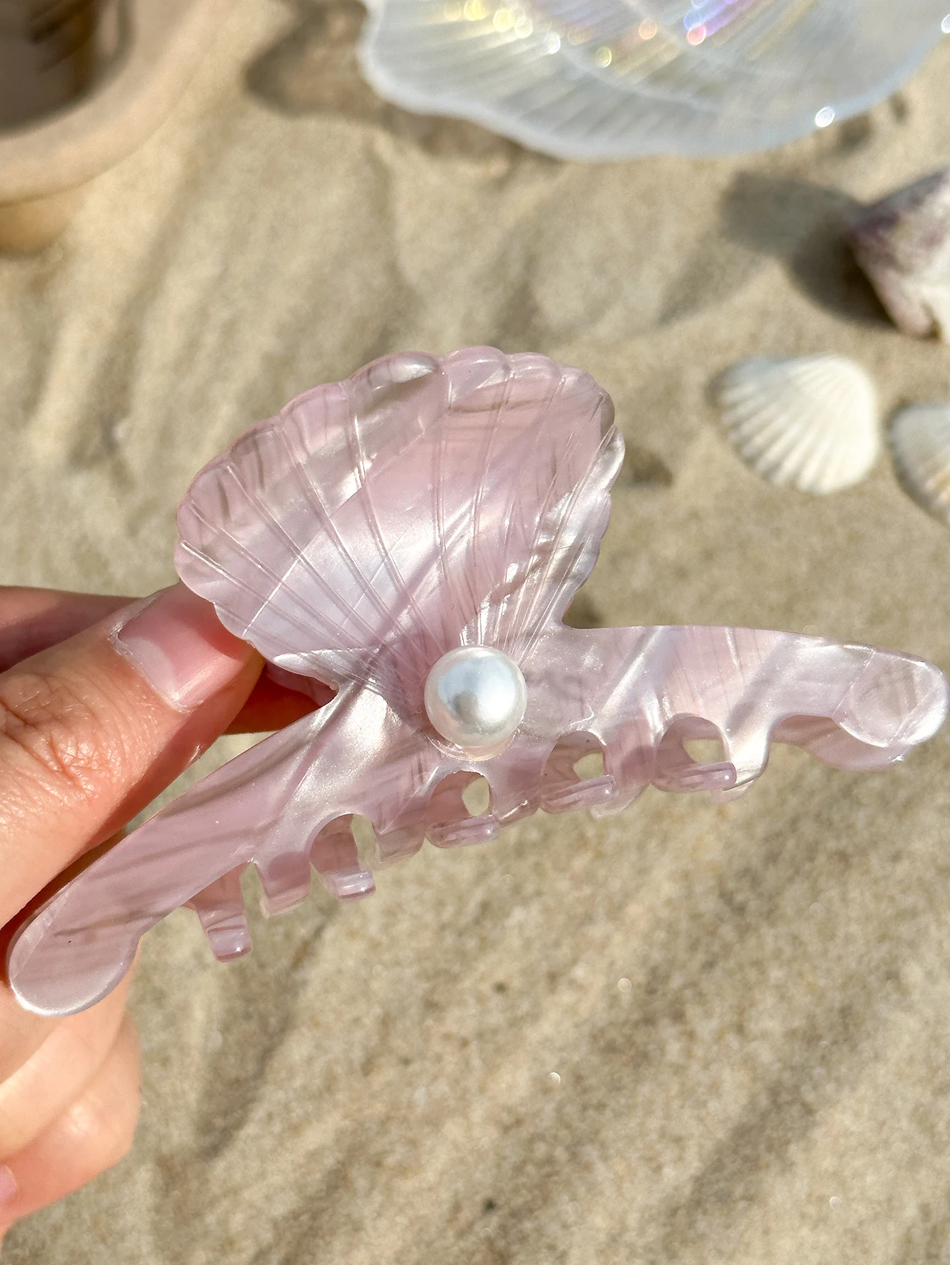 Elegant Shell shaped Acetic acid Hair Clips of Light purple Color,Medium size Hair Claw Clips inlaid with a Big Pearl,Stripe pat