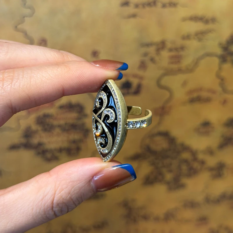 

Large Oval Black Enamel Rings Antique Gold Plated Musical Note Flower Jewelry Rhinestone Luxury Art Deco Music Festival Charms