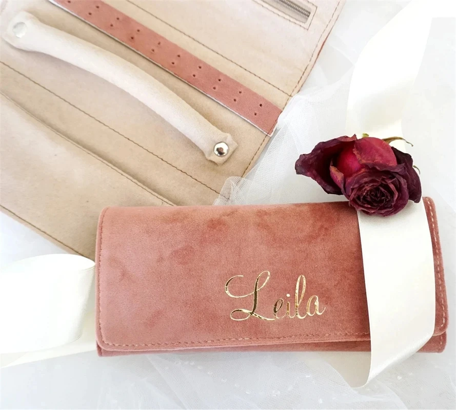 

Бархат, рулон ювелирных изделий из замши на заказ, рождественский и праздничный подарок, держатель для ювелирных изделий, персонализированные подарки на свадьбу, подружку невесты, день рождения