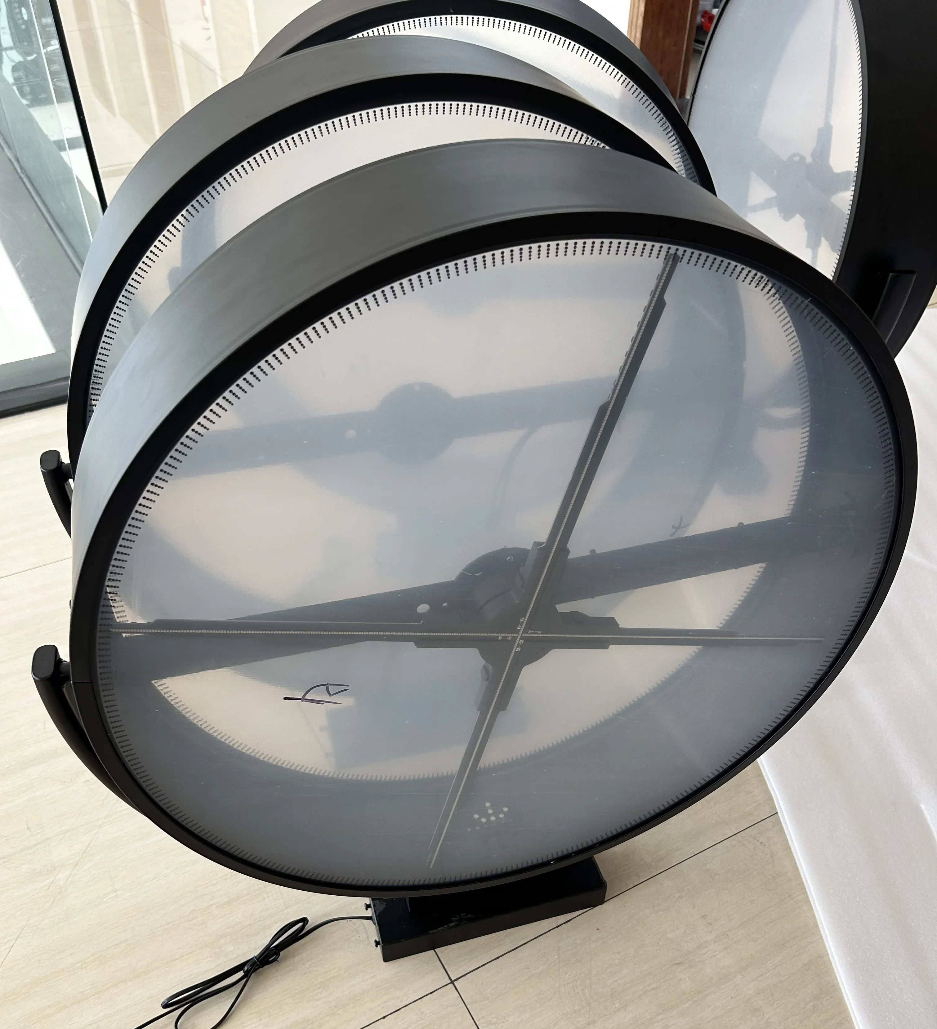 

Лидер продаж IRTECH наружное боковое крепление водонепроницаемый 3D-голограмма светодиодный вентилятор одинарный/двухсторонний дисплей 3D-голограмма рекламное оборудование