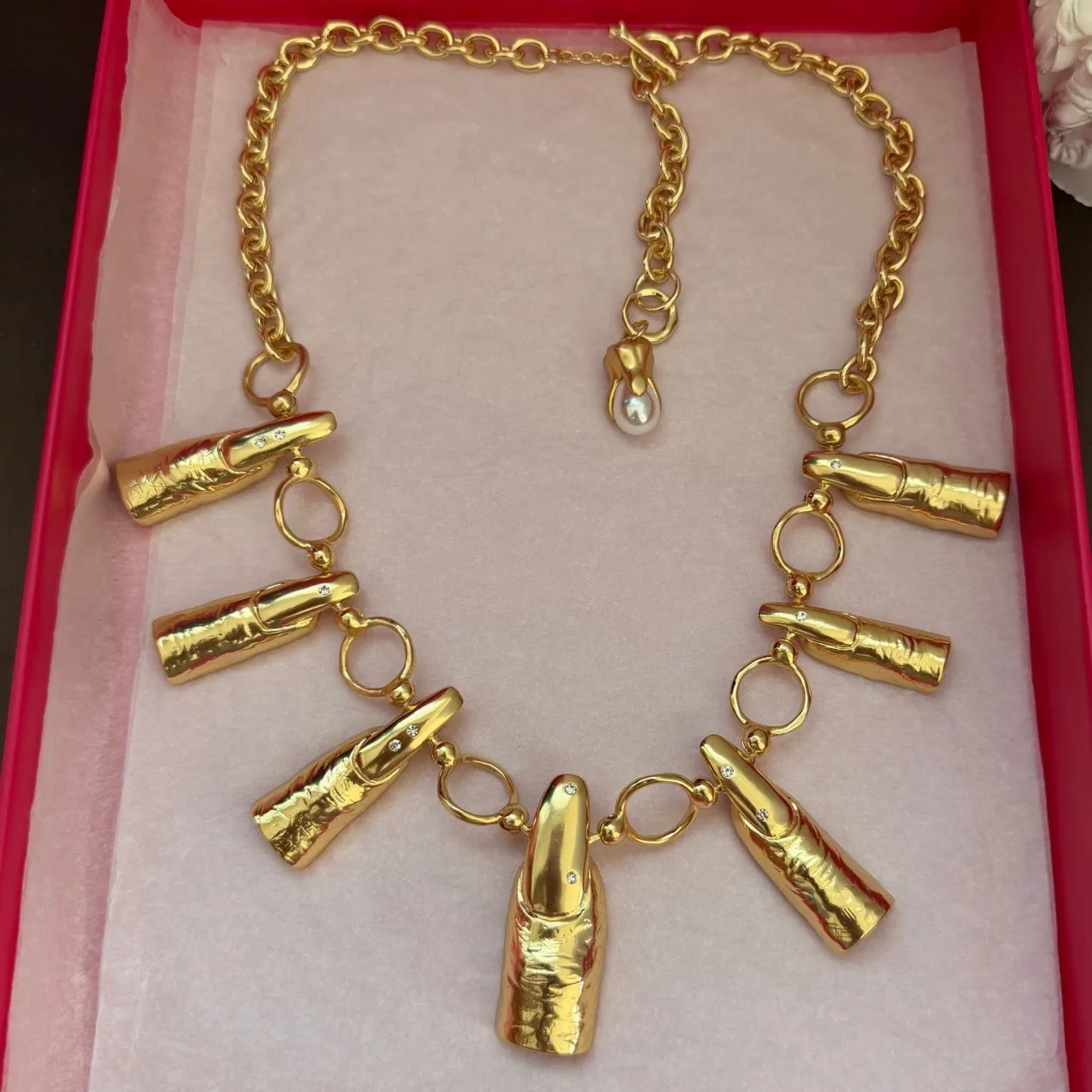 Fashion Statement Geometric Gold‑Plated Brass Finger Necklace, Exquisite Party Jewelry Gift
