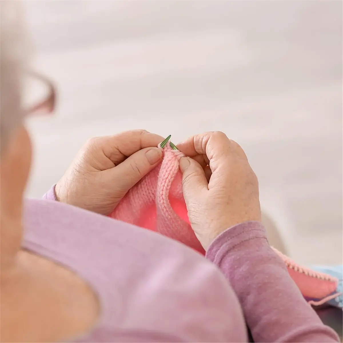 

BABQ Interchangeable Circular Knitting Needles Set, 10-Pair Metal Needles with 4 Cords and Project Bag