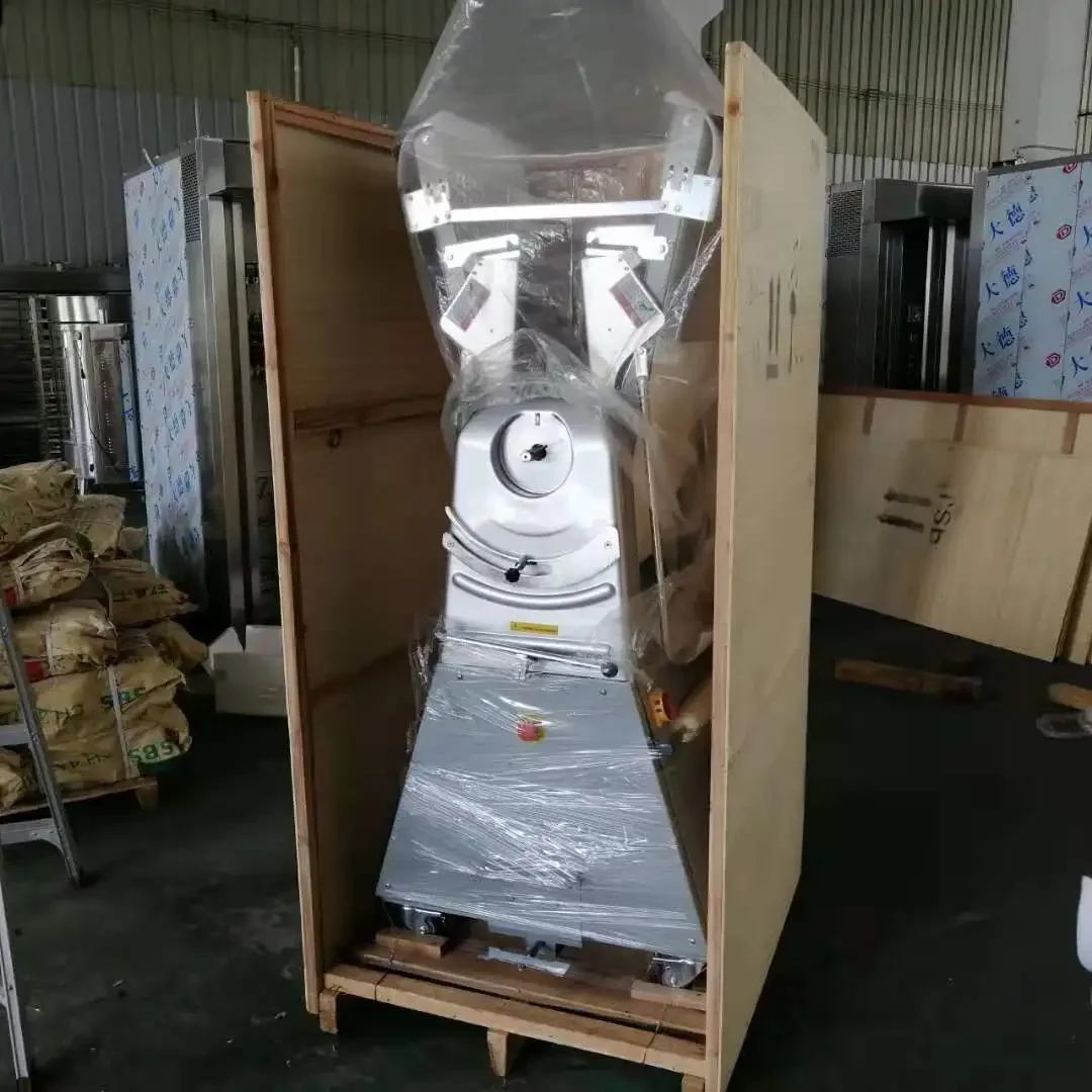 Aço inoxidável Commerical Massa Rolo Sheeter, Padaria Equipamentos, Croissant Cutter Machine