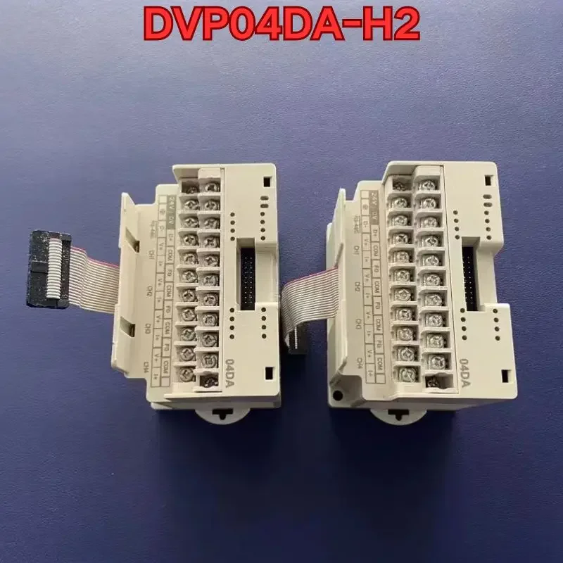 Second-hand PLC module DVP04DA-H2 function test is normal