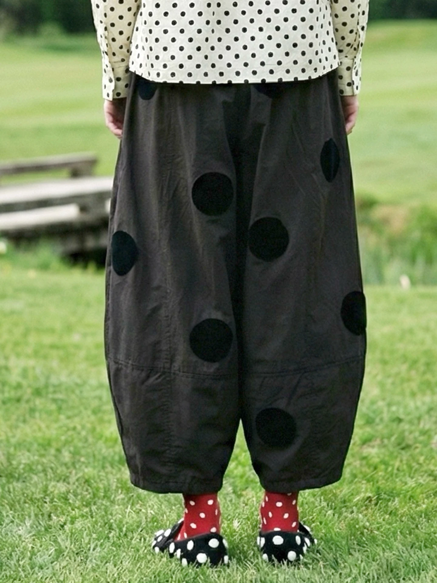 Fashion Black Polka Dot Balloon Pants Women Elastic Waist Drawstring Loose Wide Leg Cropped Pants 265404