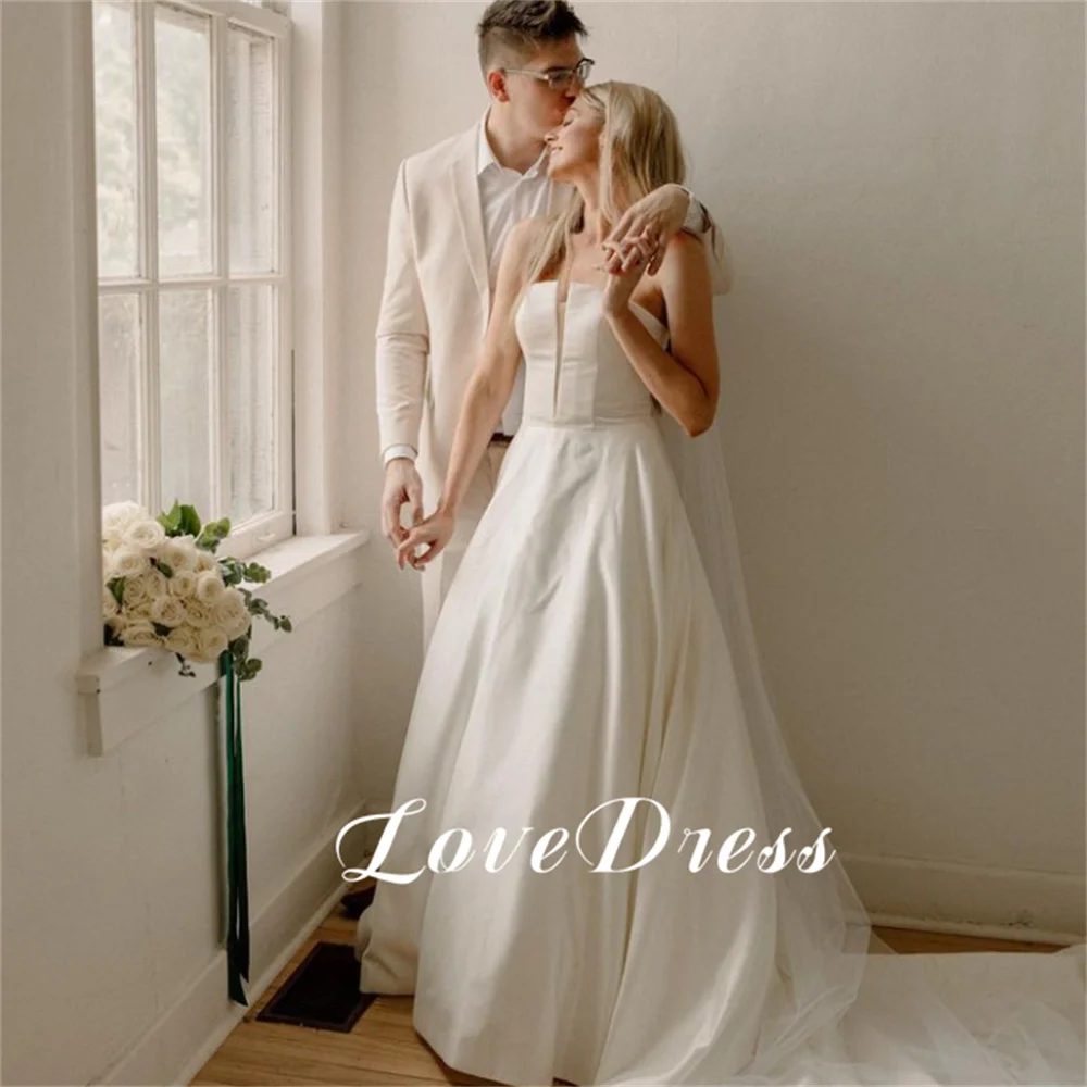 Robe de mariée sans bretelles A-Line Love, robe de princesse élégante, tache, charmante, dos nu, à lacets, longueur au sol, fibpleats personnalisés