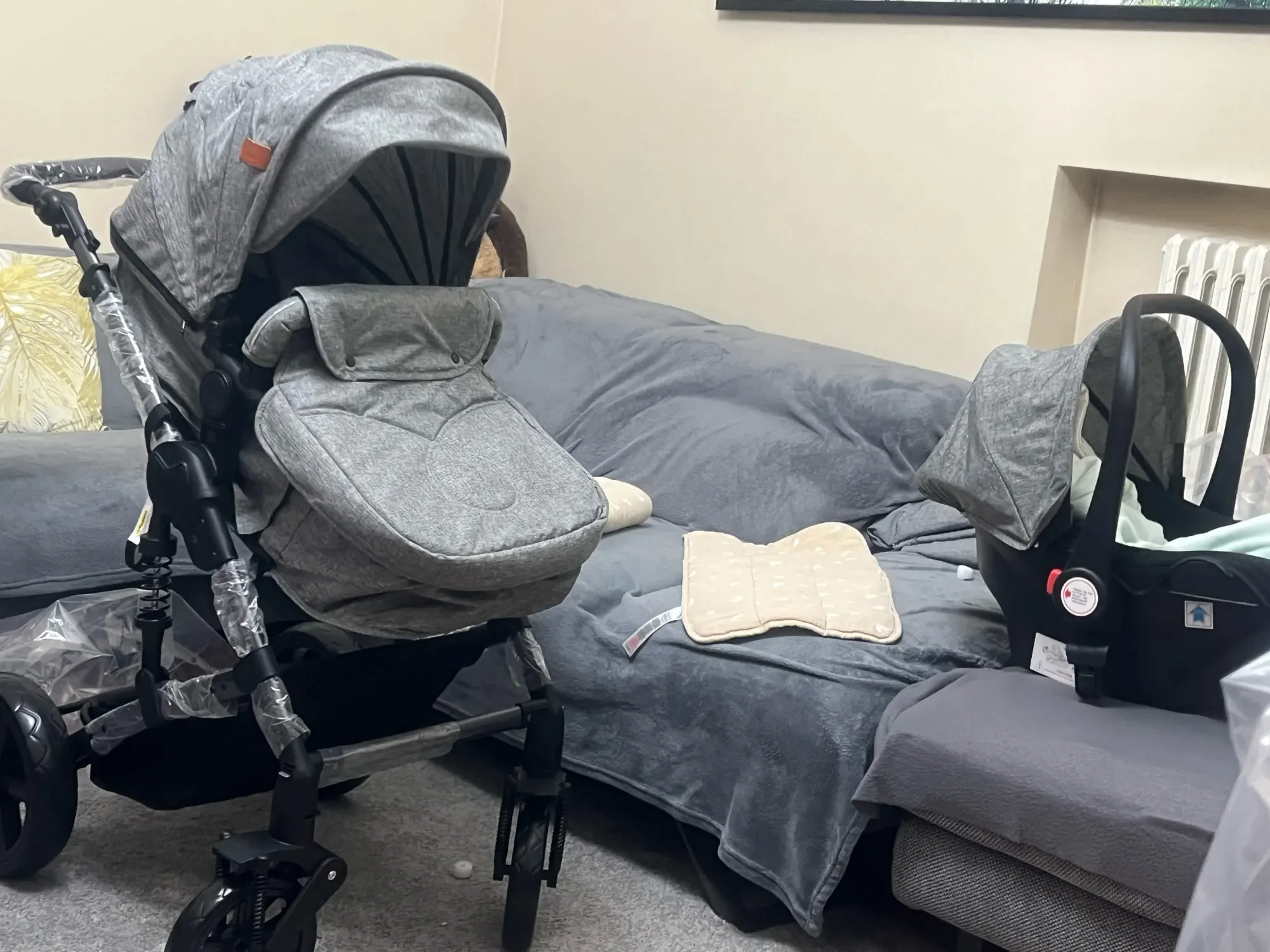 Sistema da viaggio per bambini, passeggino 3 in 1 con seggiolino auto per neonati, culla reversibile, passeggino pieghevole, passeggino per bambini da 0 a 4 anni, fino a 22 kg, sedile reclinabile