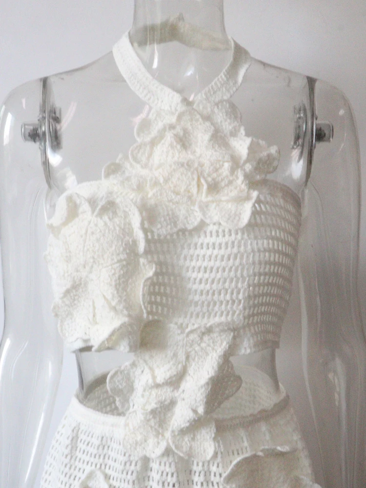 Kricesseen belle licou cou découpé Crochet Mini Robe pour les femmes 3D fleur détails tricoté Robe de plage Robe tenues de vacances